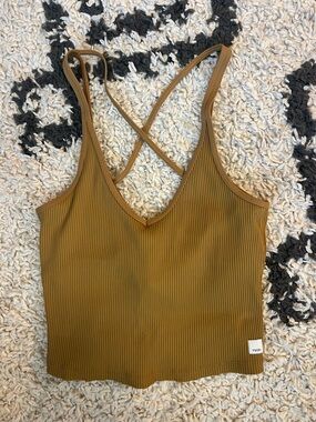 Vuori Rib Crop Tank in Mustard Size Medium